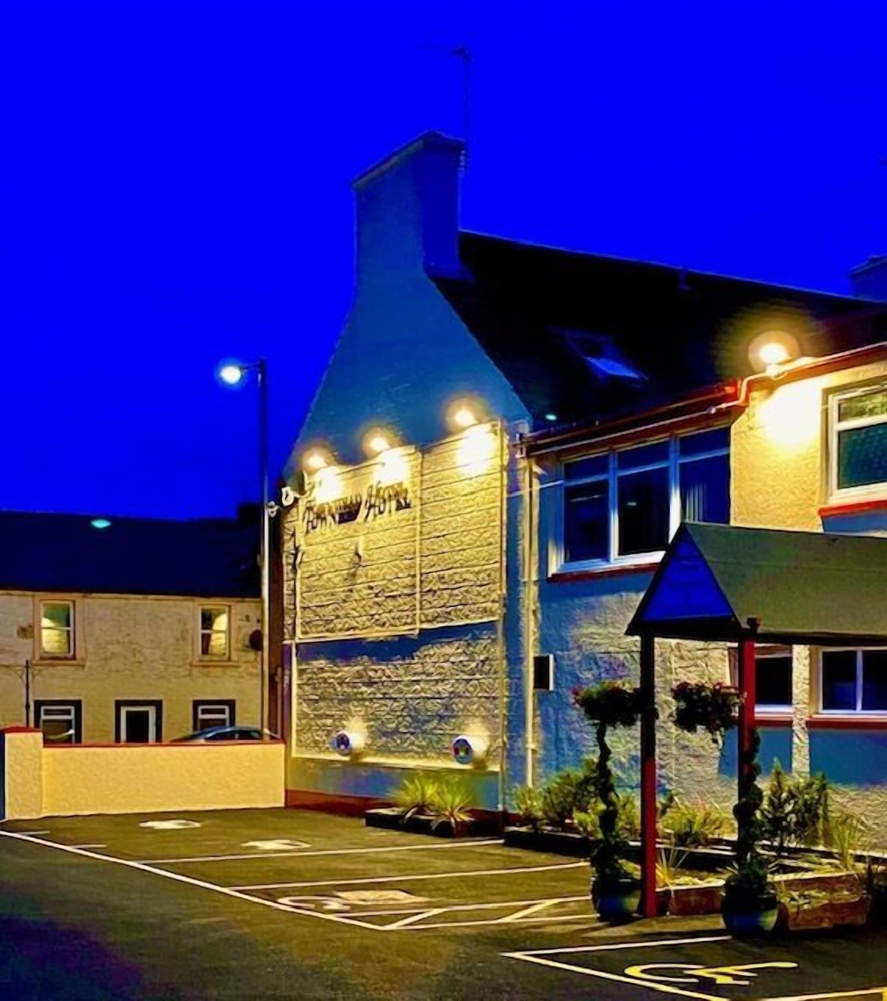 The Townhead Hotel Lockerbie Exterior foto
